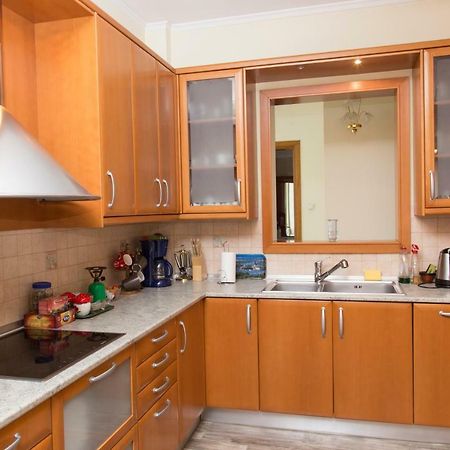 סרס Veta'S Spacious Central Apartment מראה חיצוני תמונה