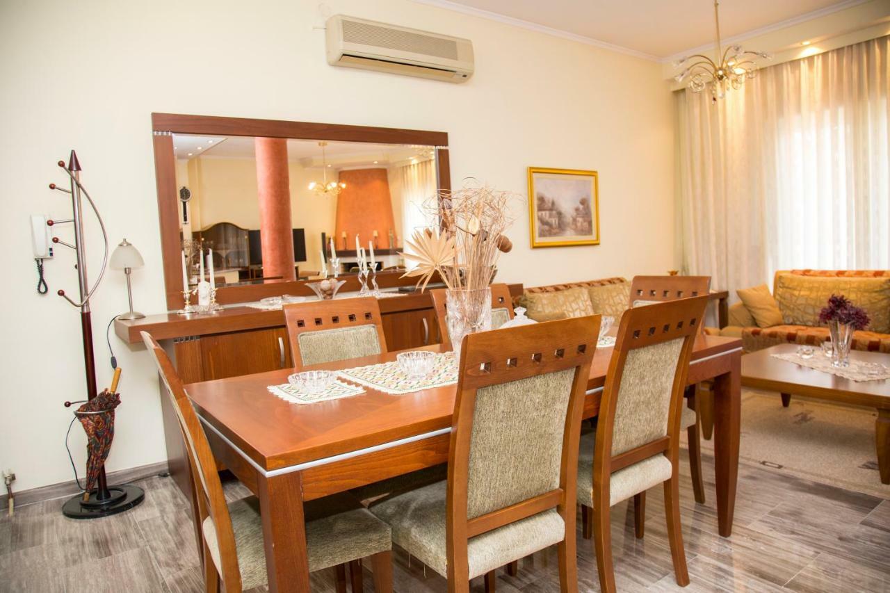 סרס Veta'S Spacious Central Apartment מראה חיצוני תמונה